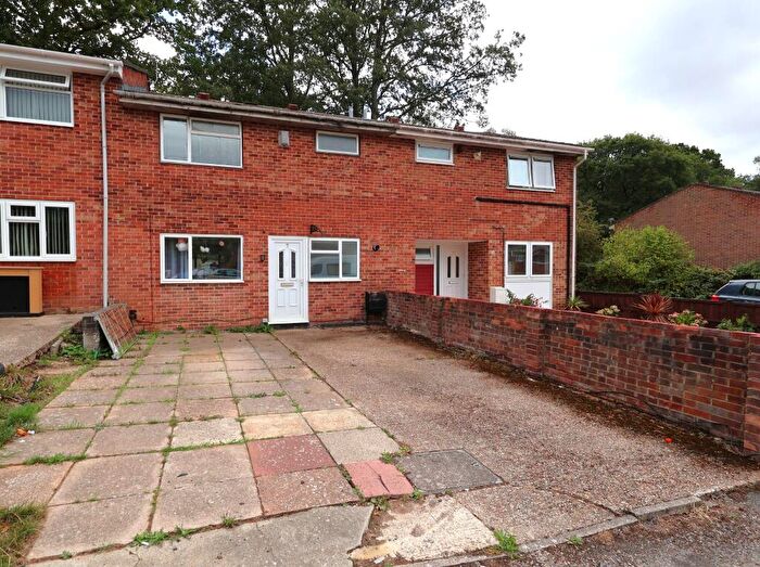 3 Bedroom Terraced House For Sale In Tintagel Close, Lordswood, Southampton, SO16