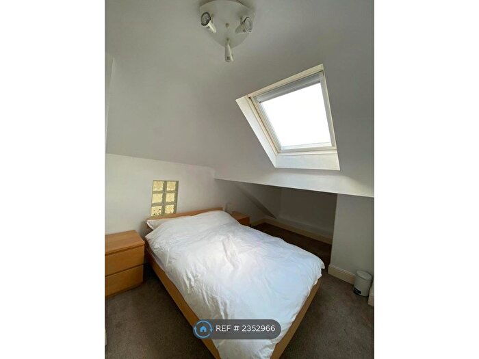 1 Bedroom Flat To Rent In Cheriton Road, Folkestone, CT20