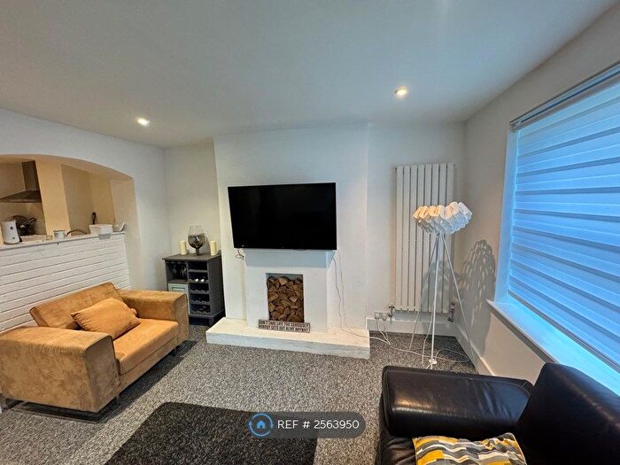 3 Bedroom Maisonette To Rent In St. Georges Road, Hastings, TN34