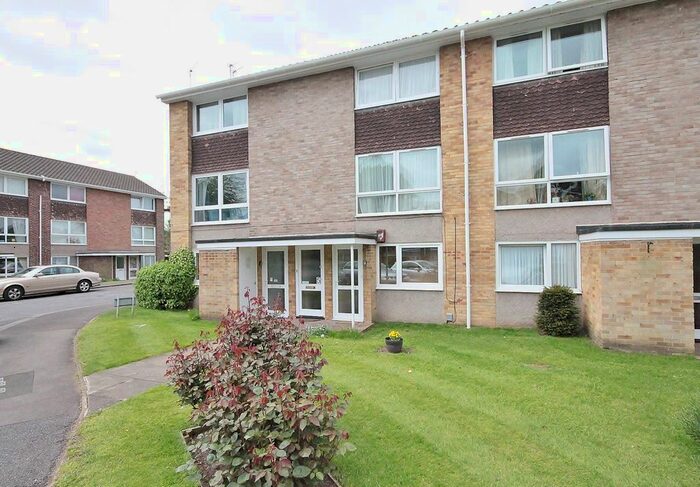 2 Bedroom Flat To Rent In Wykeham Crescent, Cowley, Oxford, OX4