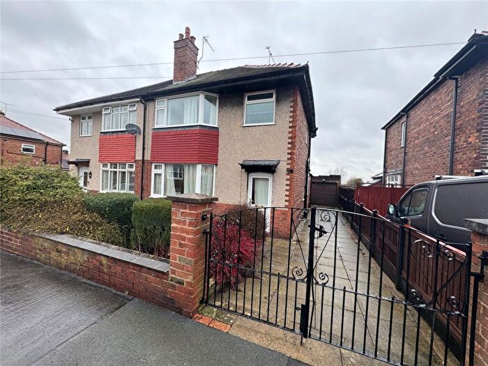 3 Bedroom Semi Detached House For Sale In Taliesin Avenue, Shotton, Deeside, Flintshire, CH5