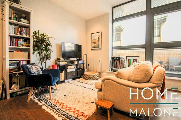 1 Bedroom Flat To Rent In Kingsland Road, E8