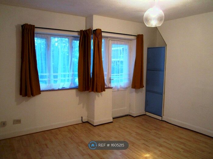 1 Bedroom Flat To Rent In Brine Apartments, London, E3