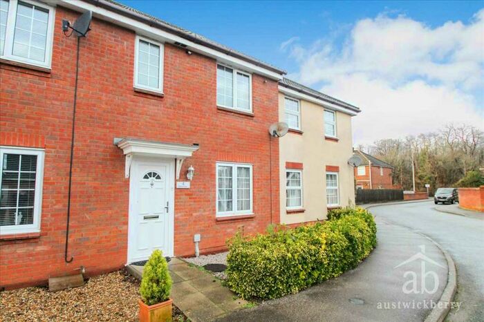 3 Bedroom Terraced House To Rent In Wards View, Kesgrave, Ipswich, IP5