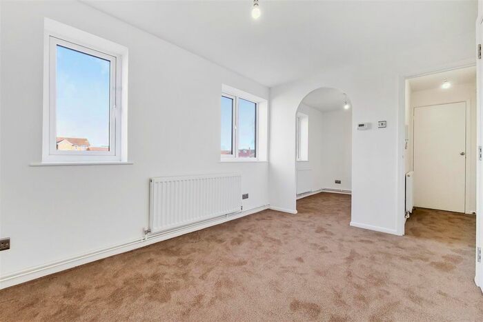 1 Bedroom Studio To Rent In Redford Close, Feltham, TW13