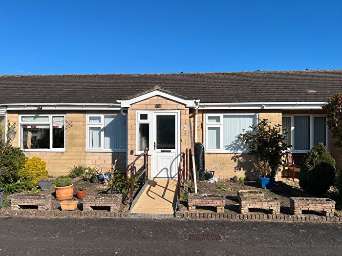 2 Bedroom Terraced Bungalow For Sale In Turnbury Close, Worle, Weston-Super-Mare, BS22