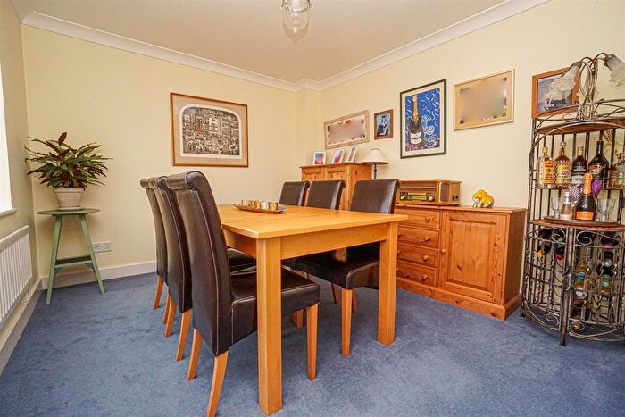 5 Bedroom Detached House For Sale In The Spaldings, St. Leonards-On-Sea, TN38