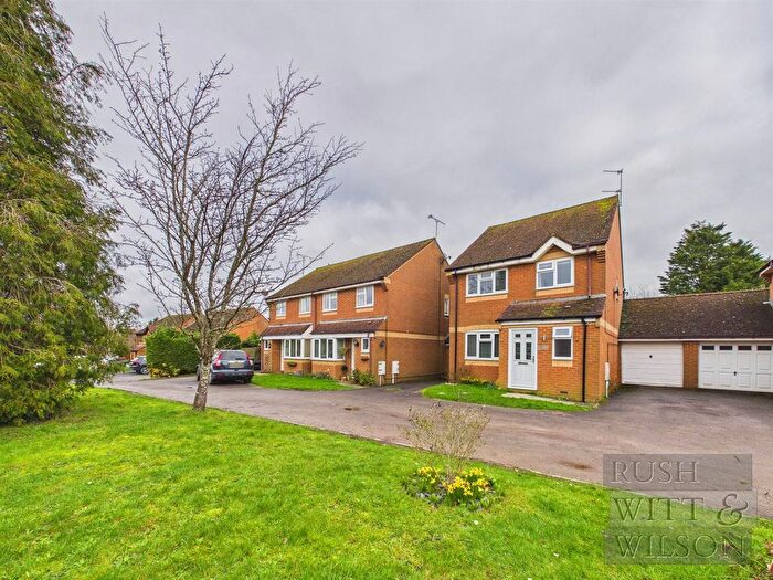 4 Bedroom Detached House For Sale In New Moorsite, Westfield, TN35