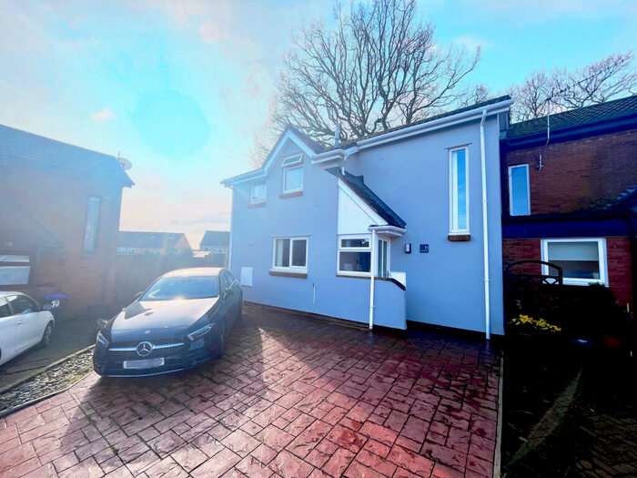 3 Bedroom House To Rent In Greenfield Close, Pontnewydd, Cwmbran, NP44