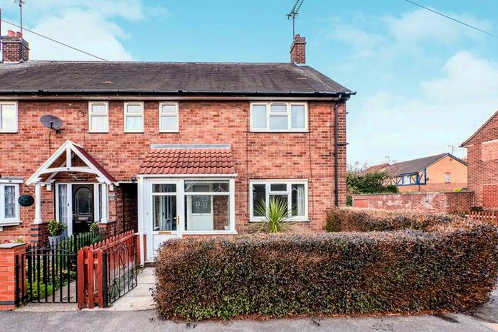 2 Bedroom End Of Terrace House To Rent In Rosedale Grove, Hull, HU5