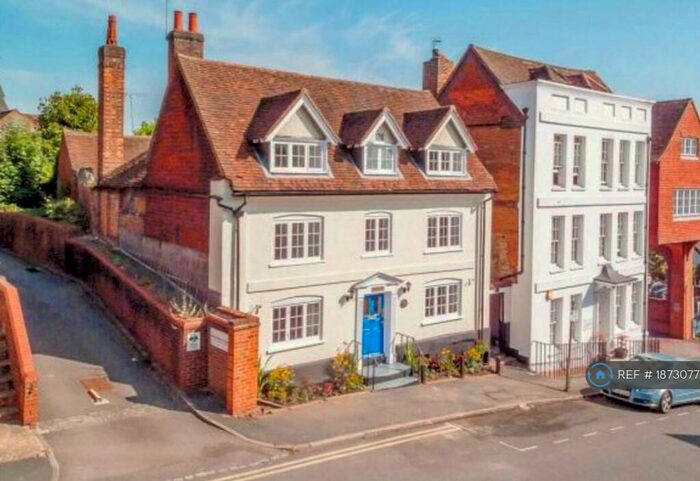 1 Bedroom Flat To Rent In The Mount, Guildford, GU2