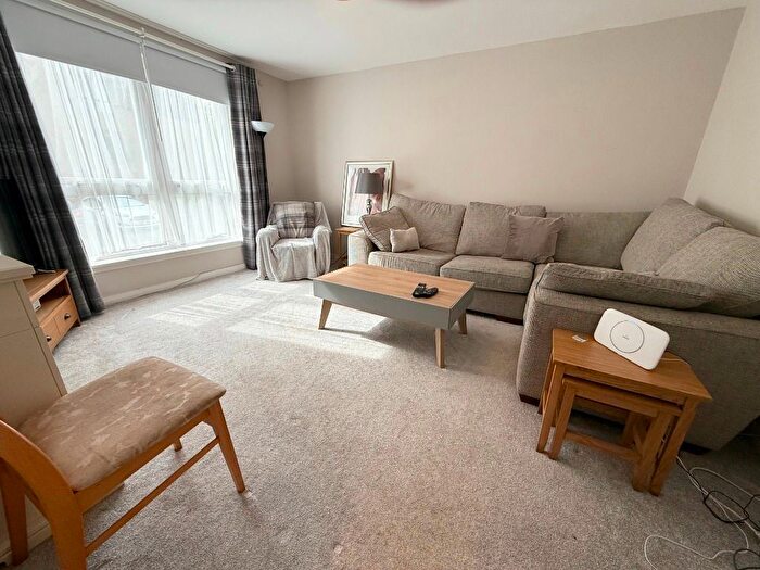 2 Bedroom Flat To Rent In Guardianswood, Murrayfield, Edinburgh, EH12