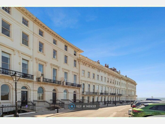 3 Bedroom Flat To Rent In Church Road, Hove, BN3