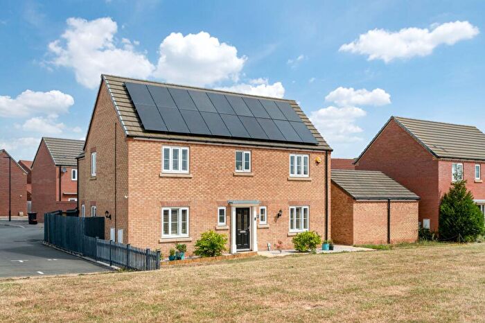 4 Bedroom Detached House For Sale In Plumpton Chase, Bourne, PE10