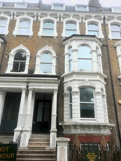 1 Bedroom Flat To Rent In Clapham Common Southside, London, SW4