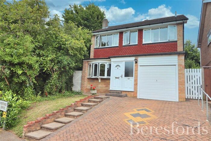 4 Bedroom Detached House To Rent In Pertwee Drive, Great Baddow, Chelmsford, CM2