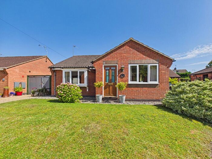 2 Bedroom Detached Bungalow For Sale In Simpson Close, Barrow-Upon-Humber, Lincolnshire, DN19