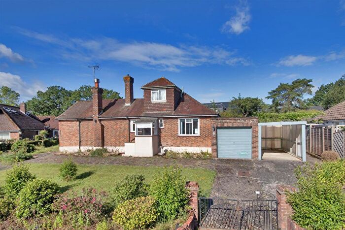 4 Bedroom Detached House For Sale In Elmfield Close, Weald - Chain Free, TN14
