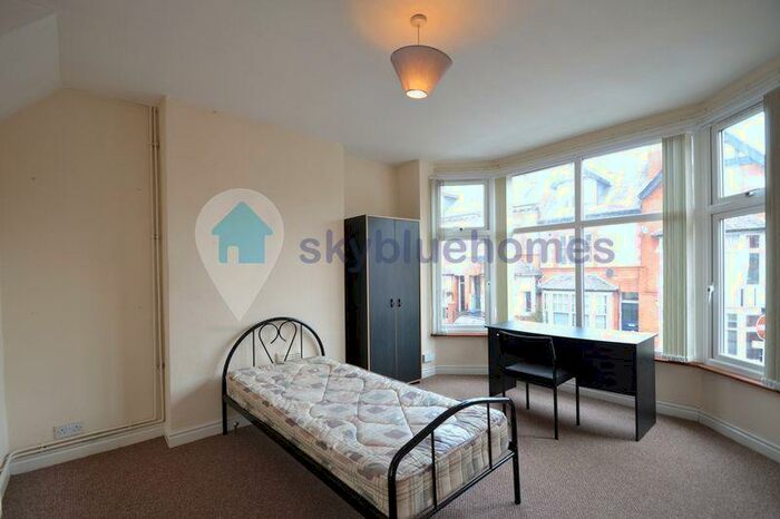 2 Bedroom Flat To Rent In Beckingham Road, Leicester, LE2
