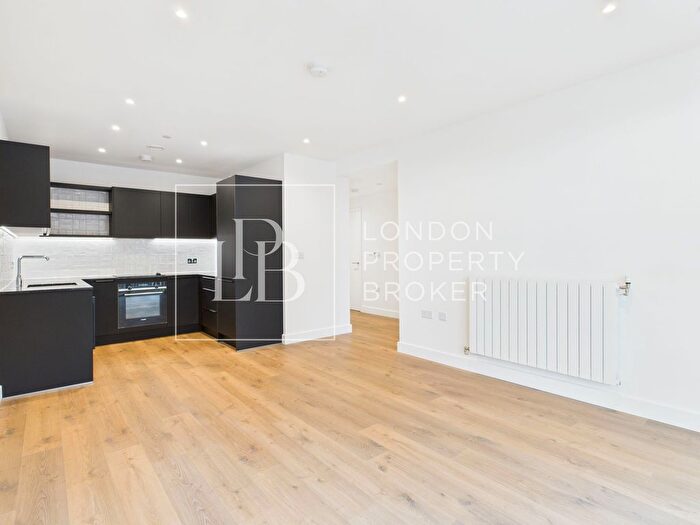 1 Bedroom Flat To Rent In Kubrick House, Lombard Square, SE28