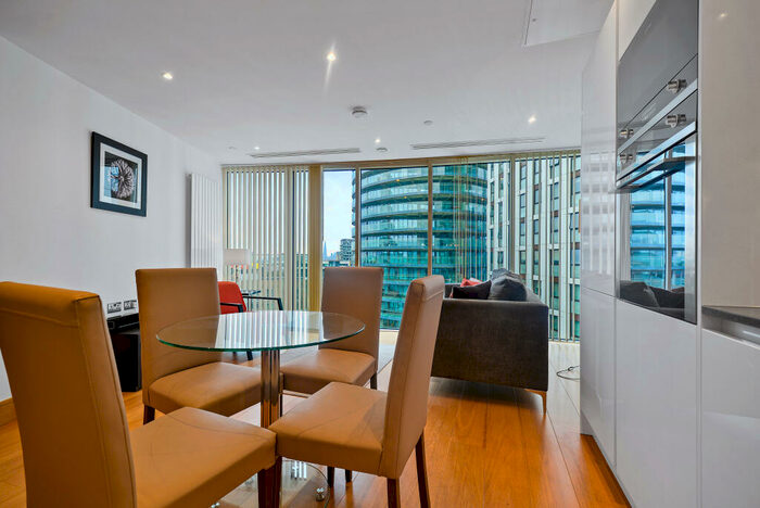 1 Bedroom Apartment To Rent In Markham Heights, Tower Hamlets, E14