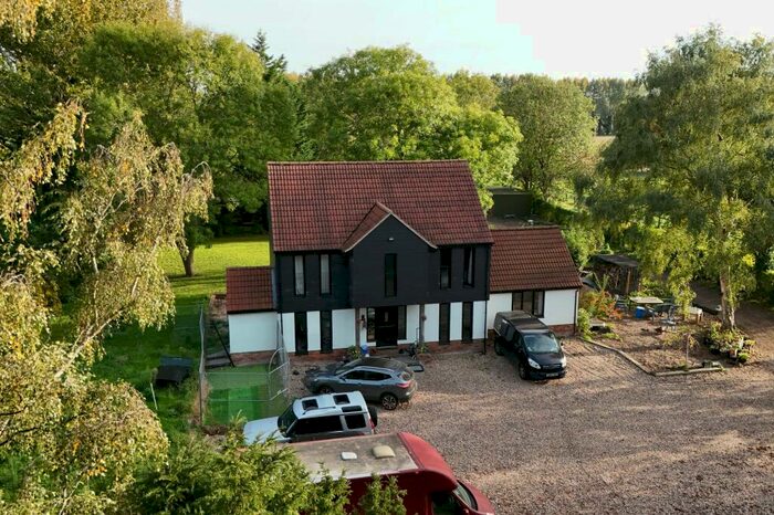 4 Bedroom Detached House For Sale In Prickwillow Road, Isleham, CB7