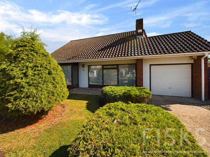 3 Bedroom Detached House For Sale In Handel Road, Canvey Island, SS8