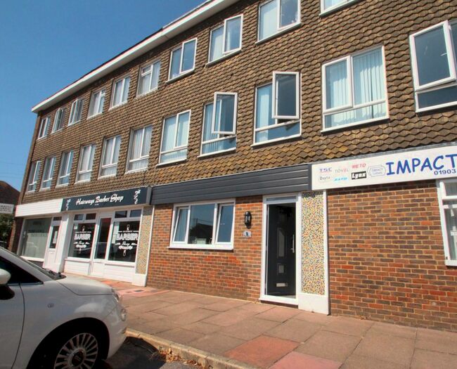 1 Bedroom Flat To Rent In Elm Park, Ferring, BN12