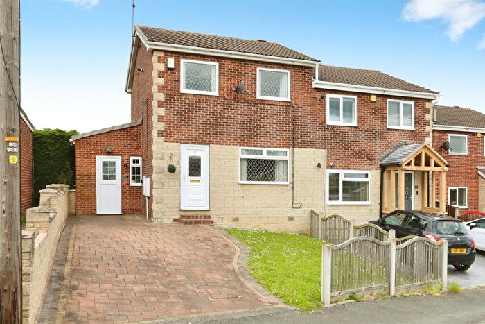 3 Bedroom Semi-Detached House For Sale In York Rise, Swallownest, Sheffield, S26