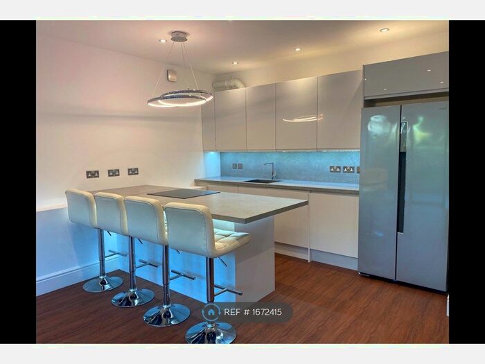 2 Bedroom Flat To Rent In Clifton, Bristol, BS8