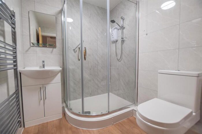 2 Bedroom Apartment To Rent In Millfield, Neston, Cheshire, CH64