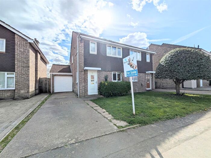 3 Bedroom Semi Detached House For Sale In California Road, Longwell Green, Bristol, BS30