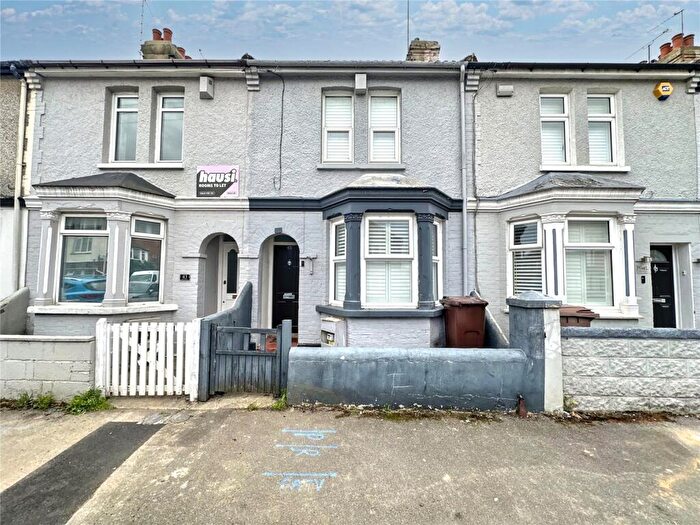 4 Bedroom Terraced House For Sale In Strover Street, Gillingham, Kent, ME7