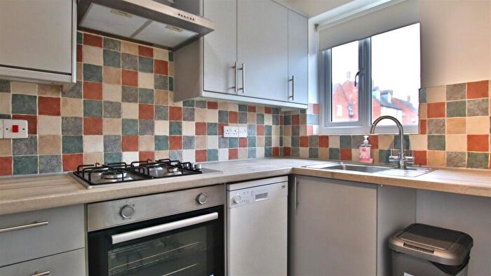 3 Bedroom House For Sale In Cypress Road, Walton Cardiff, Tewkesbury, GL20