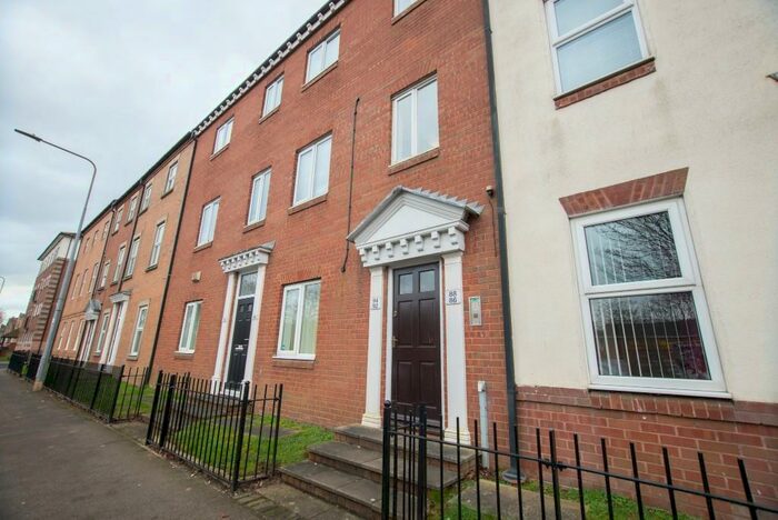 2 Bedroom Apartment To Rent In South Bridge Road, Hull, East Riding Of Yorkshire, HU9