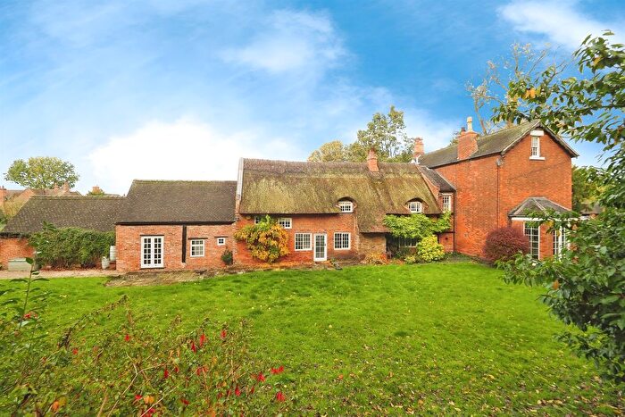 5 Bedroom Detached House For Sale In Main Street, Hemington, Derby, DE74