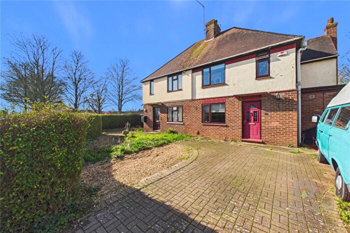 3 Bedroom Semi Detached House For Sale In The Warren, Hardingstone, Northampton, Northamptonshire, NN4