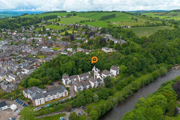 3 Bedroom Flat For Sale In Riverside Park, Blairgowrie, PH10