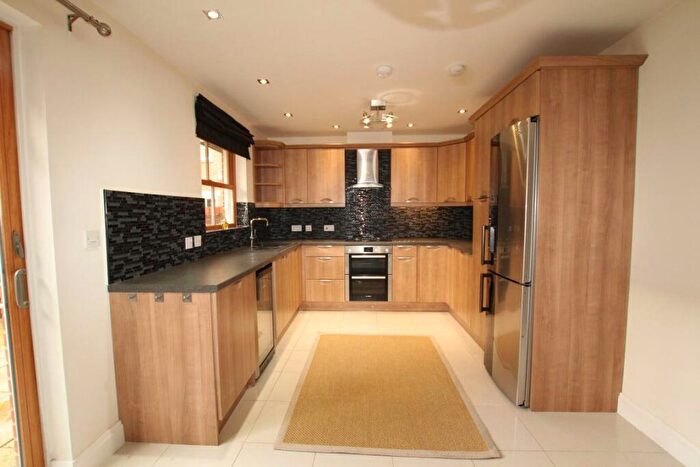 3 Bedroom House To Rent In Hamilton Court, Poringland, NR14