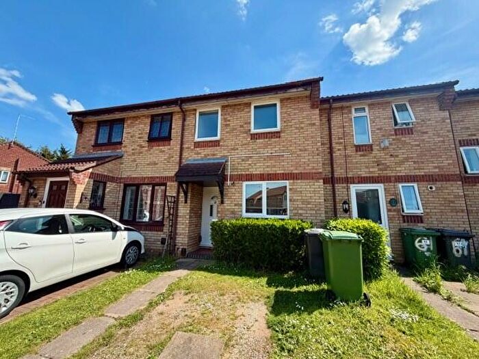 2 Bedroom House To Rent In Lansdowne Walk, Peterborough, PE2