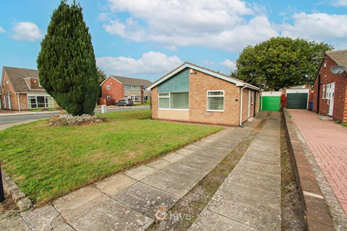2 Bedroom Detached Bungalow For Sale In Nearfield Road, Bessacarr, Doncaster, DN4