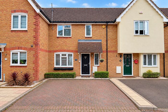 2 Bedroom Terraced House For Sale In Forest Glade, Langdon Hills, SS16