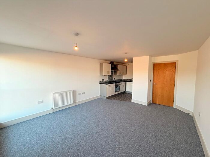 2 Bedroom Apartment To Rent In Fore Hamlet, Ipswich, IP3
