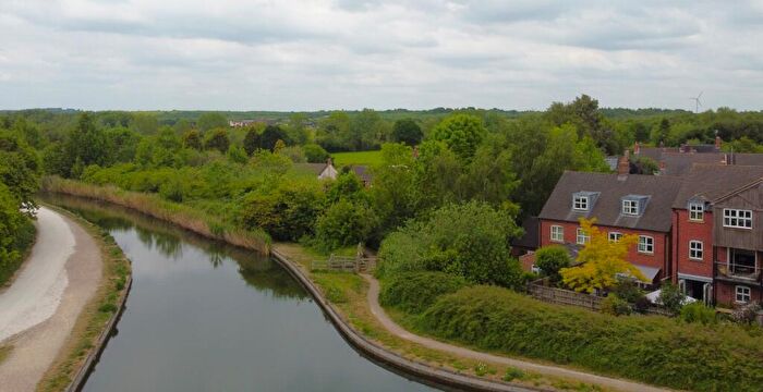 4 Bedroom Semi-Detached House For Sale In Brooks Close, Donisthorpe, DE12