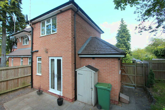 1 Bedroom Apartment To Rent In Meriden Road, Hampton In Arden, B92