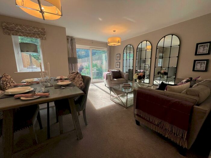 3 Bedroom House To Rent In John Brooks Avenue, Smethwick, B66