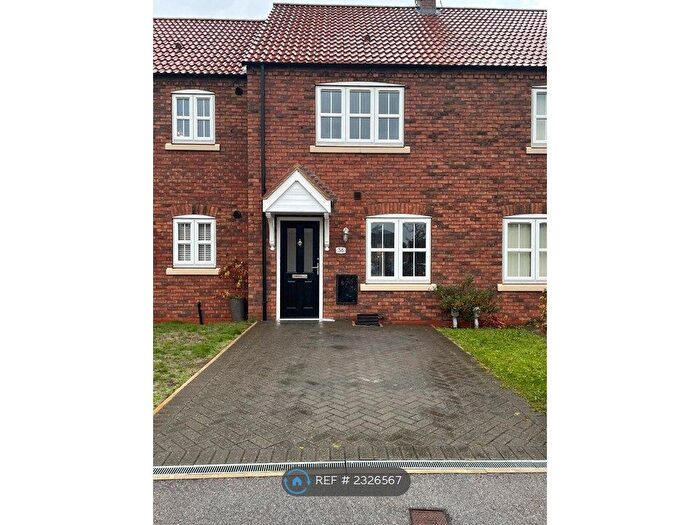 2 Bedroom Terraced House To Rent In Hamlet Drive, Kingswood, Hull, HU7