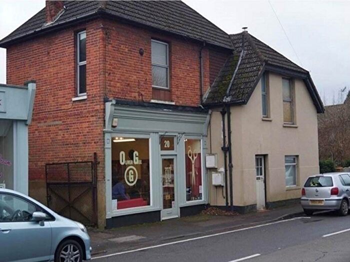 2 Bedroom Flat For Sale In Church Road, Milford, GU8