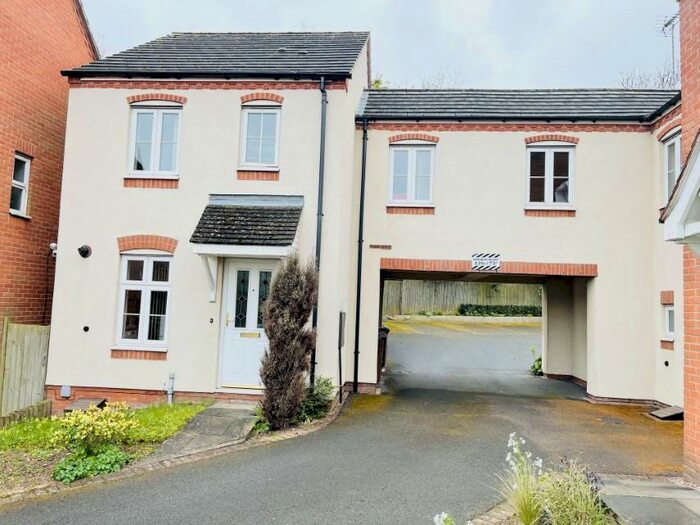 3 Bedroom Semi-Detached House To Rent In Middlewood Close, Solihull, B91