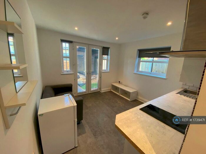 1 Bedroom Flat To Rent In Salisbury Road, Norfolk, NR1